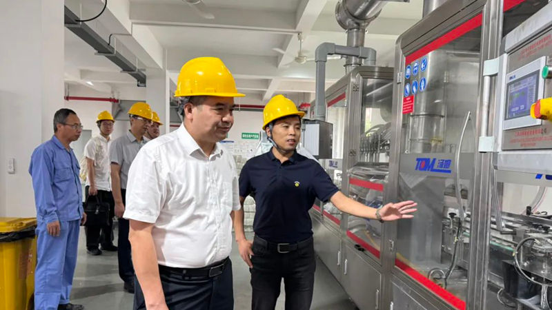 省供銷社黨委委員、監(jiān)事會主任童日暉赴浙農(nóng)下屬成員企業(yè)調研